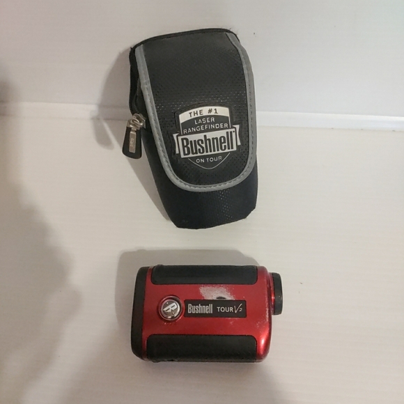 BUSHNELL TOUR V2 RANGEFINDER With  carrying case - Picture 2 of 8